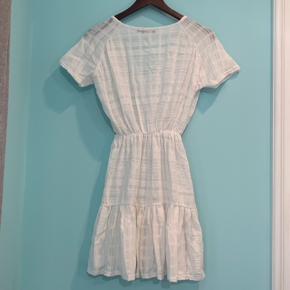PrettyLittleThing White Cover Up Dress - Picture 4 of 4